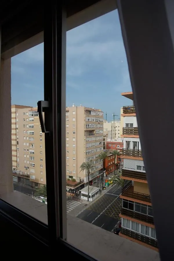 Zurbaran Basic Ha Apartment 카디스