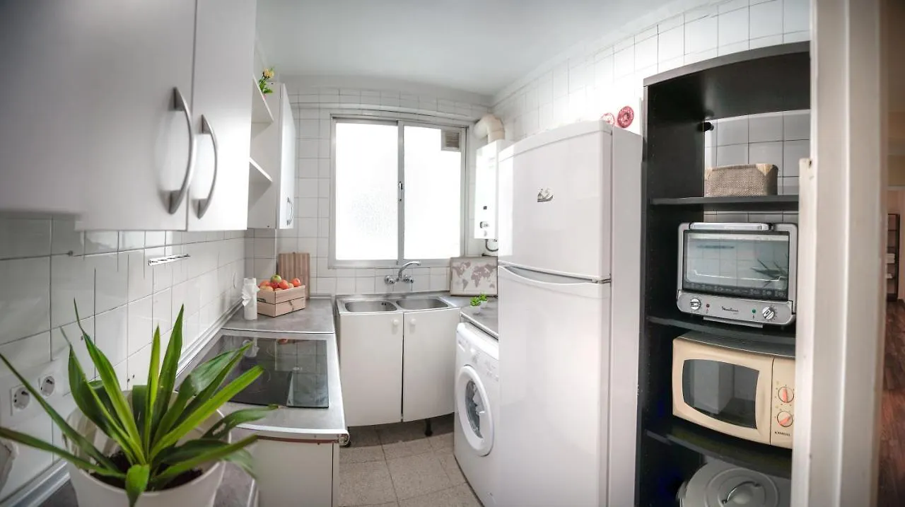 Zurbaran Basic Ha Apartment 카디스